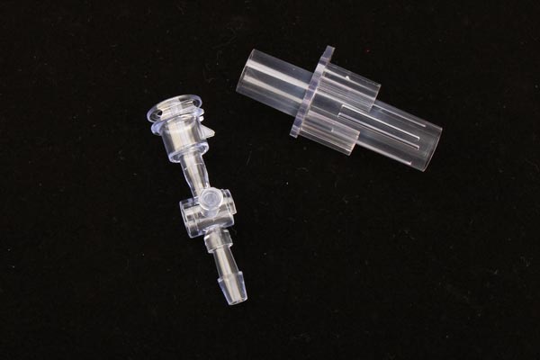 How to Achieve High Efficiency and Energy Conservation in the Injection Molding Production of Medical Luer Connectors