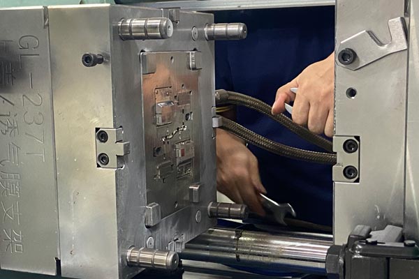 Is Energy Consumption High in Medical Injection Molding?