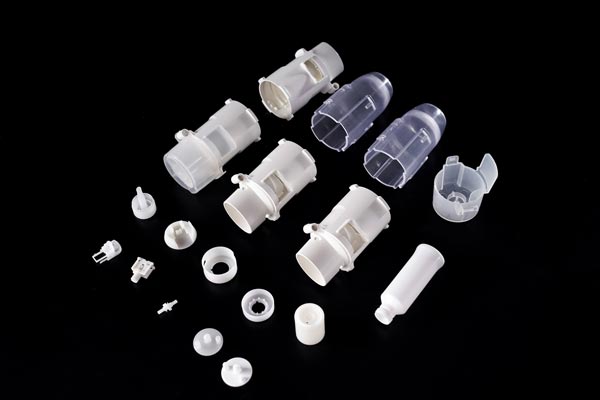 Flash on Medical Injection Molded Products: Is It Mold Clearance or Clamping Force?