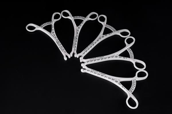Technical Discussion on Mold Opening and Injection Molding for Medical Surgical Instruments
