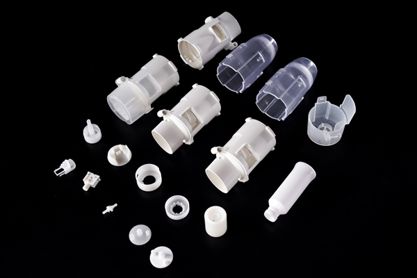 Breaking the Dilemma of Burrs in Medical Injection Molded Parts Processing