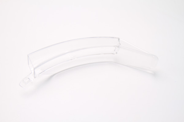 Disposable laryngoscope blades